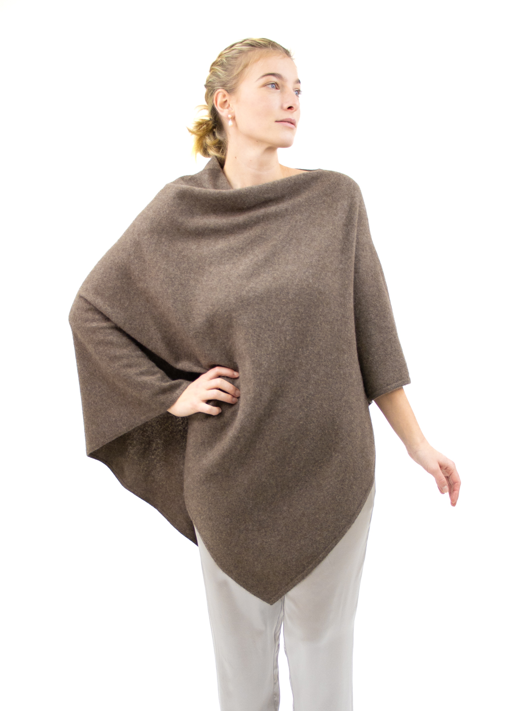 Poncho Ull Jakull, Mocca